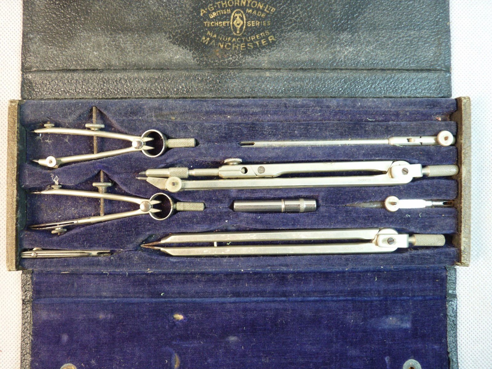 CASED VINTAGE A.G THORNTON "TECHSET" DRAUGHTSMAN'S TECHNICAL DRAWING INSTRUMENTS