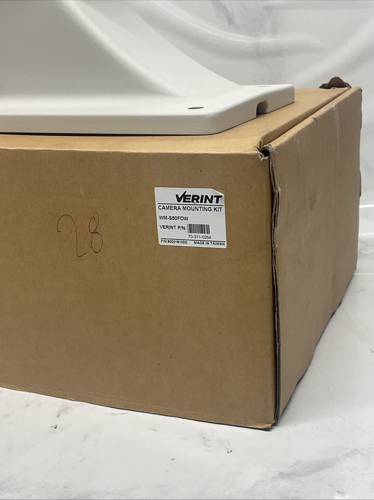 VERINT CAMERA MOUNTING KIT WM-S50FDW - NEW. K-52