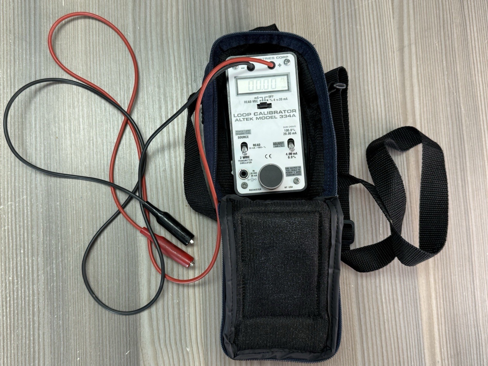 Altek 334A Loop Calibrator with Case