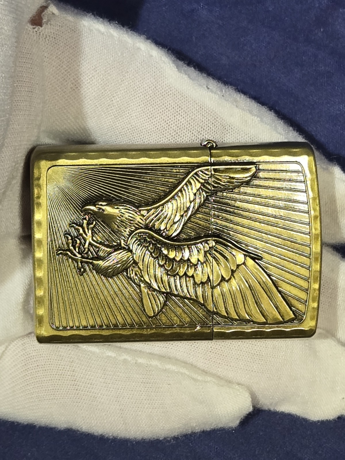 New Ngling Brass Eagle Flip Top Fluid Lighter Deep Relief Embossed Classic Boxed