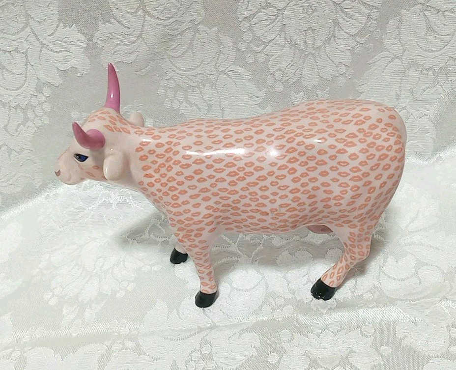 Cow Parade SMOOch #9183 Westland Figure 2001