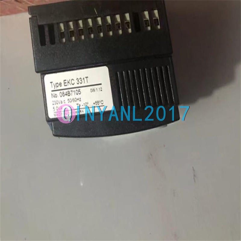 ONE Danfoss EKC331T 084B7105 Unit Controller NEW