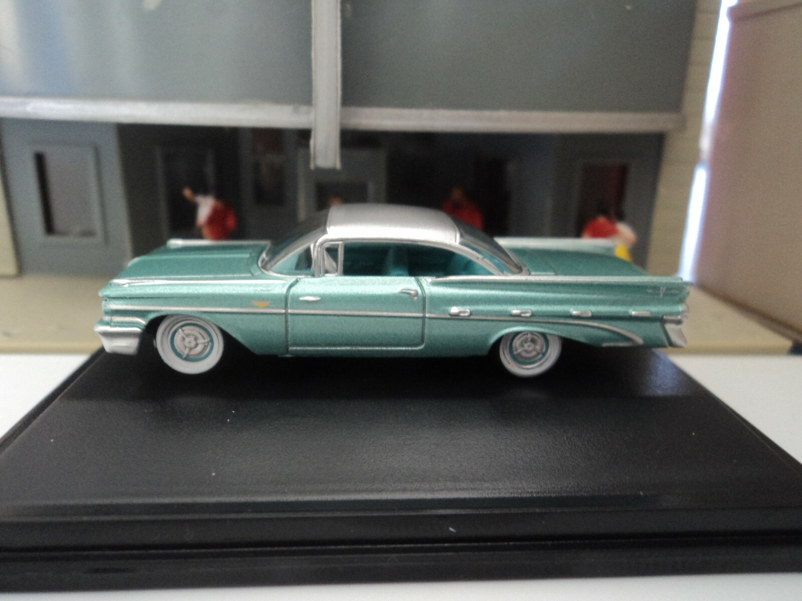 Oxford  1959  PONTIAC  BONNEVILLE   Seaspray Green  1/87   HO  diecast car GM