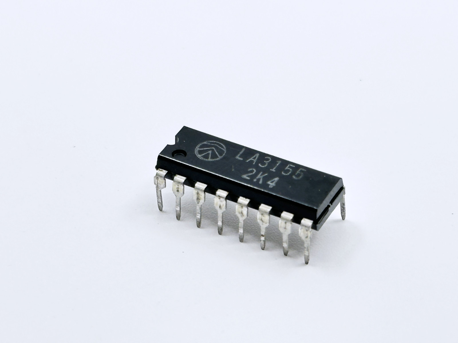 LA3155 Sanyo 2-Channel 9V Equalizer Amplifier DIP-16