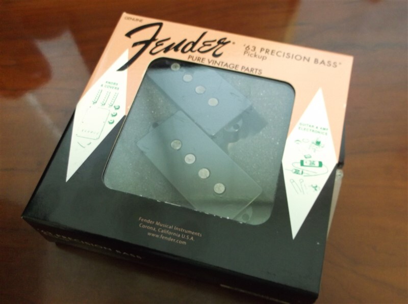 NEW Fender Vintage '63 Precision Bass Pickup Set, 099-2241-000