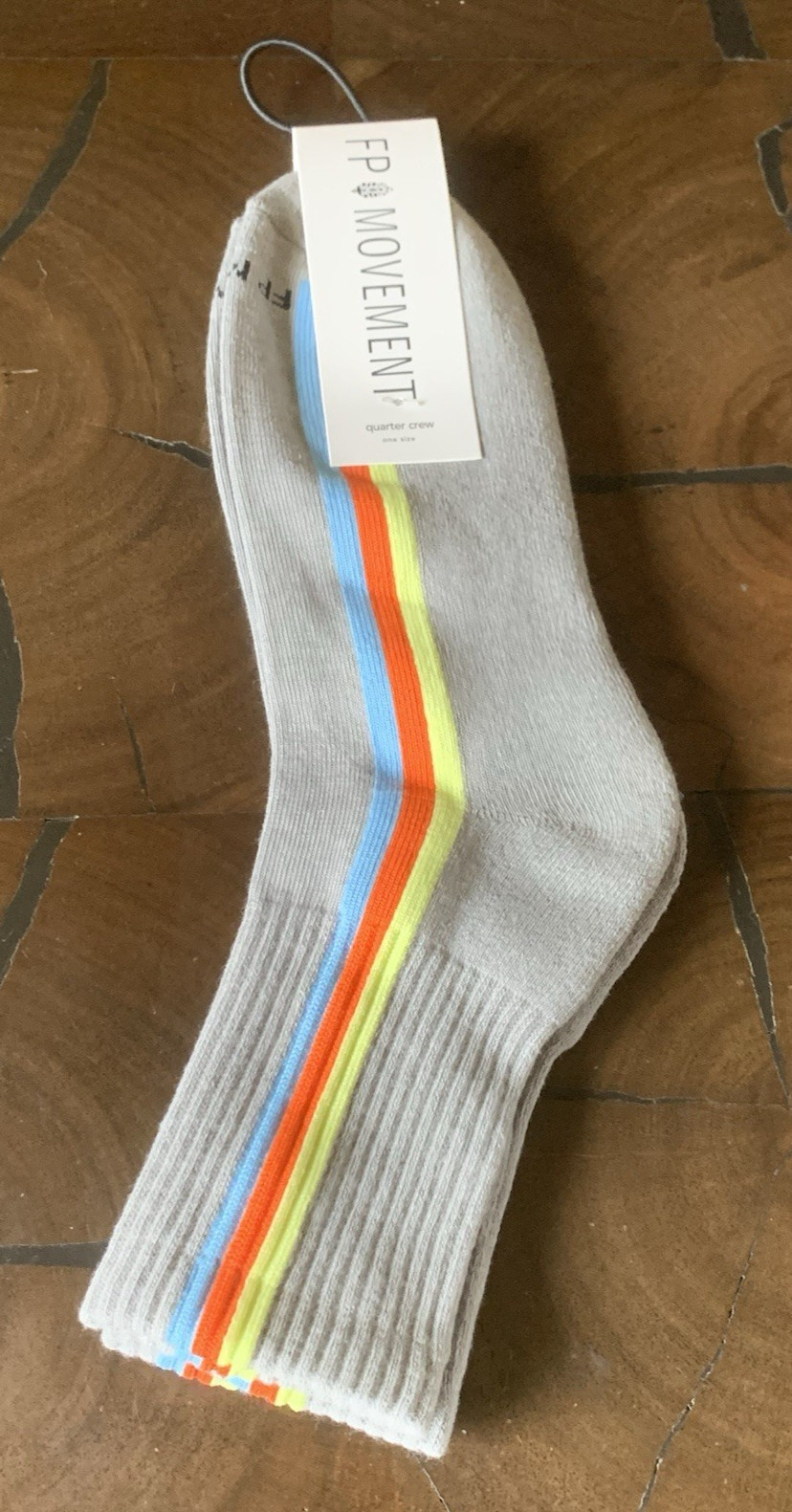 NWT FP‎ Movement Tempo Quarter Crew Socks in Grey with Stripe Athletic SOLD OUT!