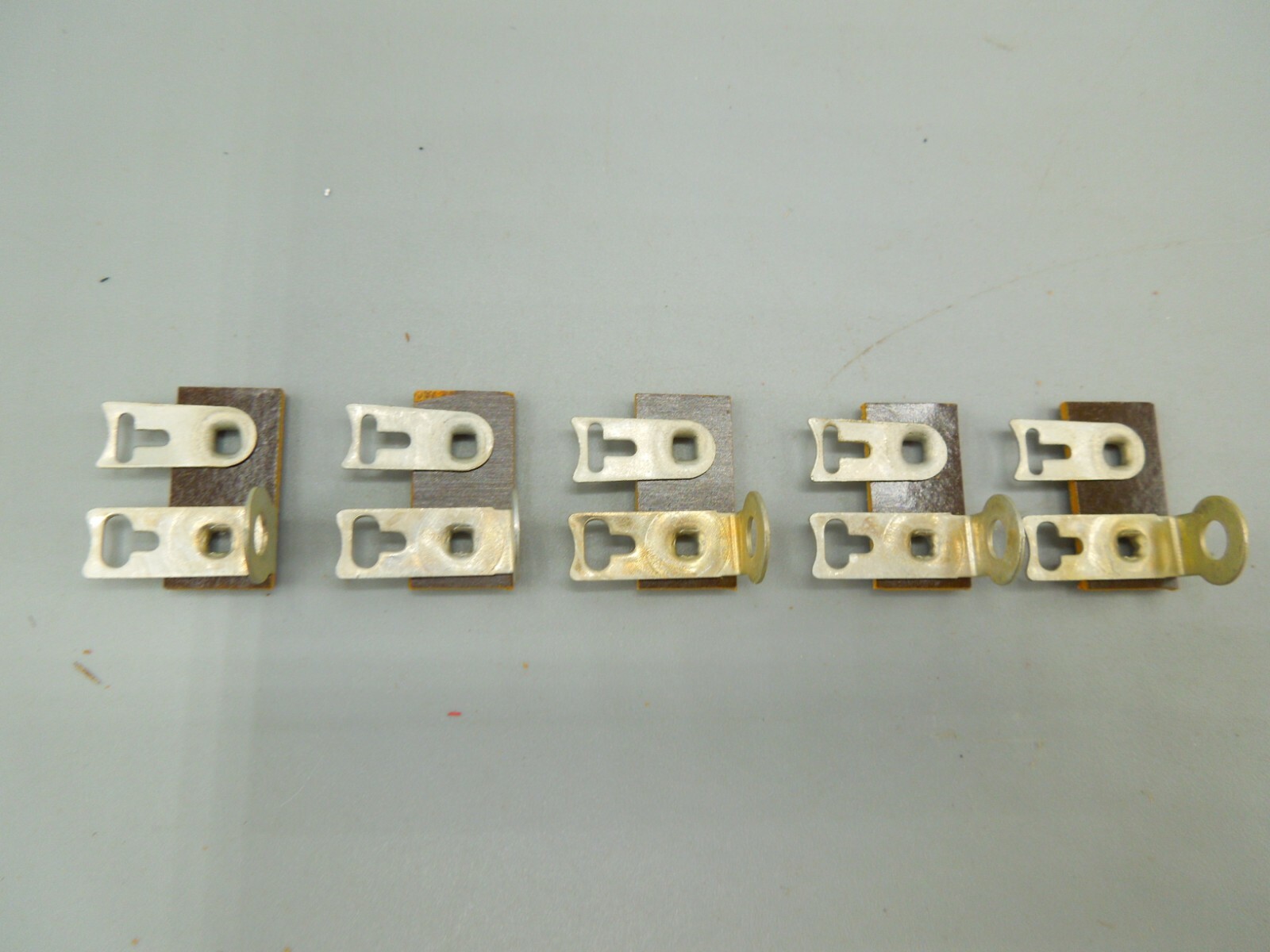Terminal Strip 2 Lug, 1 Lug Common Phenolic Terminal Strip NOS (#111) (QTY  5)