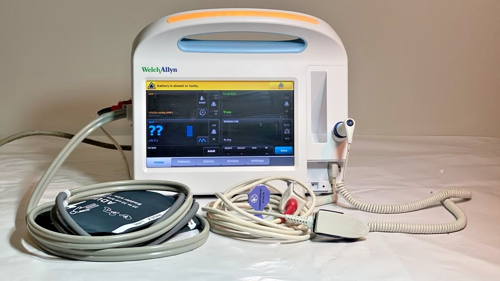 Welch Allyn Patient VitalSigns Monitor 6000 series w/accessories & MISSING COVER
