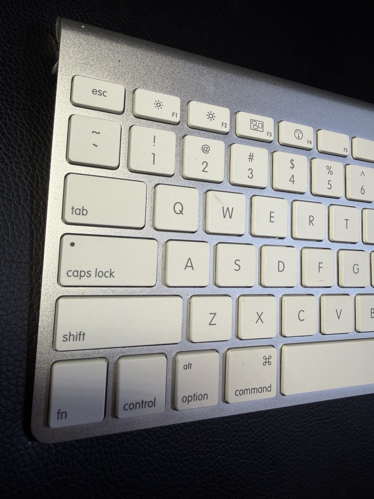 Apple Wireless Bluetooth Keyboard A1314 Compact Mac Aluminum Slim Silver Tested