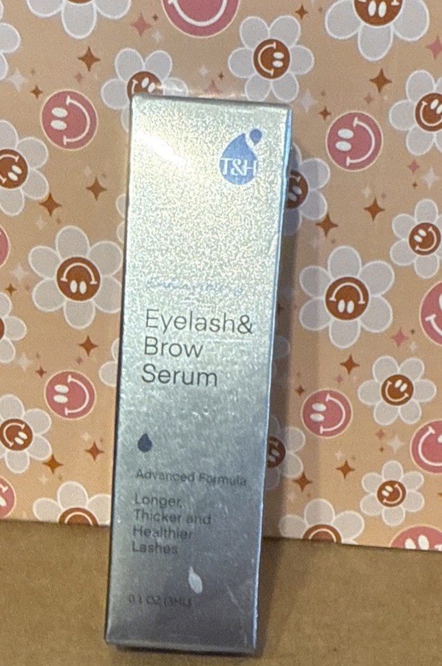 Terez and Honor Eyelash & Brow Serum Enhancing 0.1oz 3ML EXP 12/2026 New Sealed