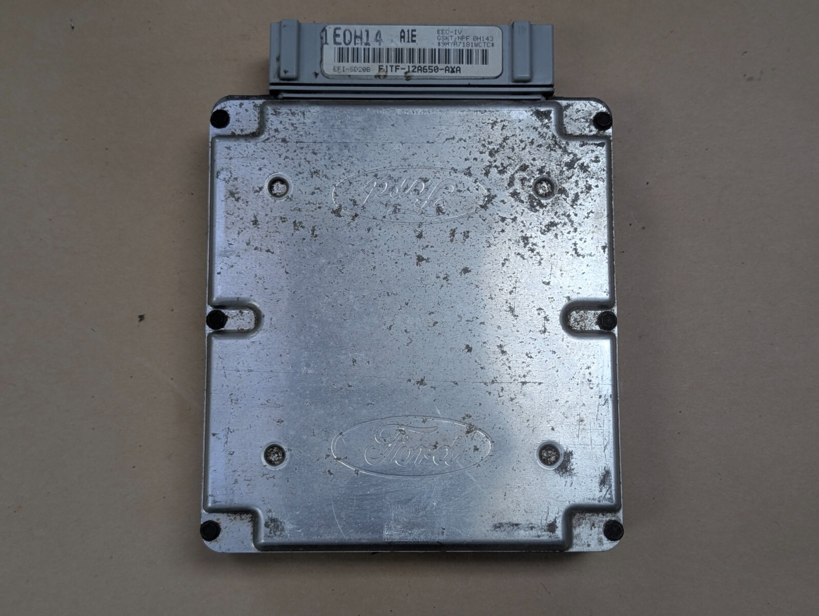 1991 FORD E150 VAN Engine ECM ECU Control Module 5.0L F1TF-12A650-AXA A1E
