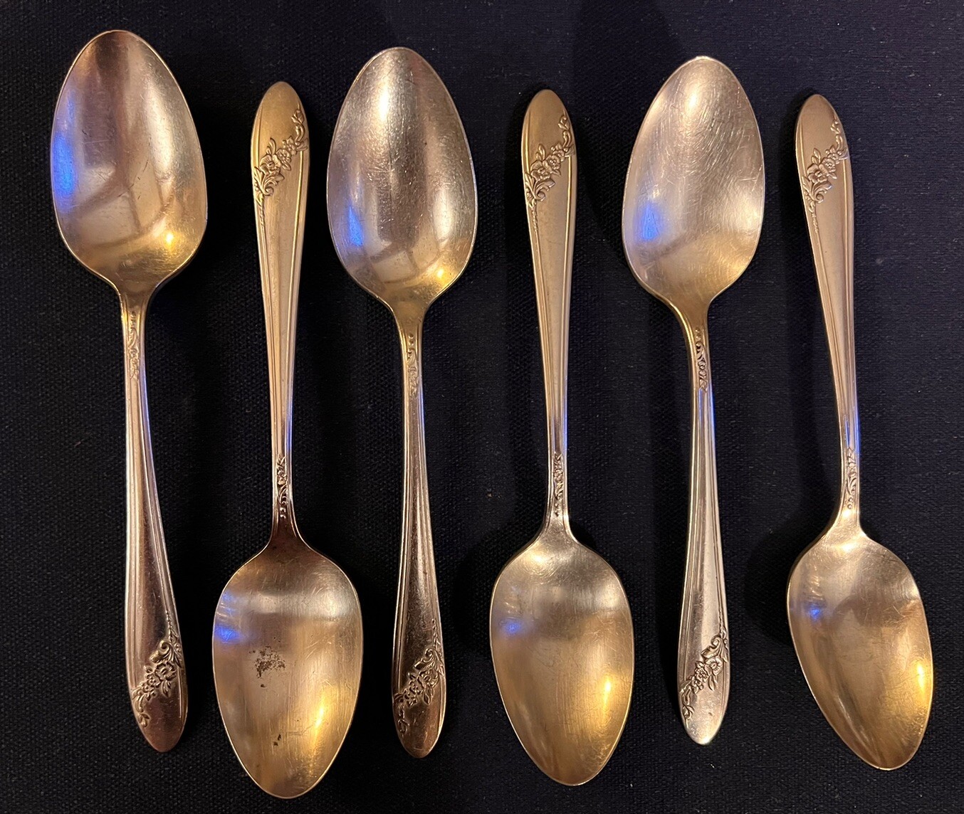 Lot of 6 Teaspoons Oneida Community Silver Plate 1946 Queen Bess II Pattern
