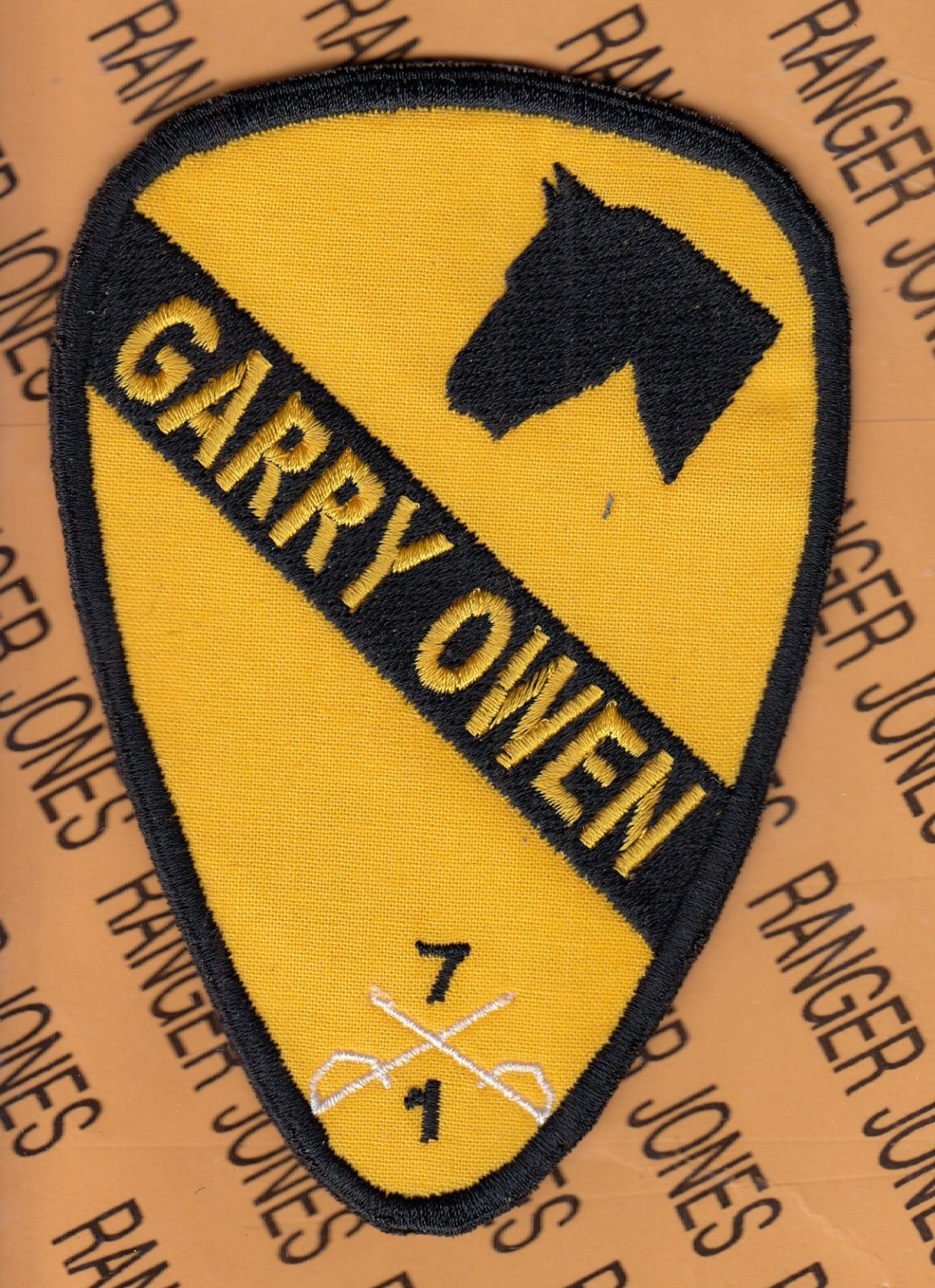 US Army GARRY OWEN 1st Bn 7th Cav Regt 1st Cavalry Division ~5" patch c/e
