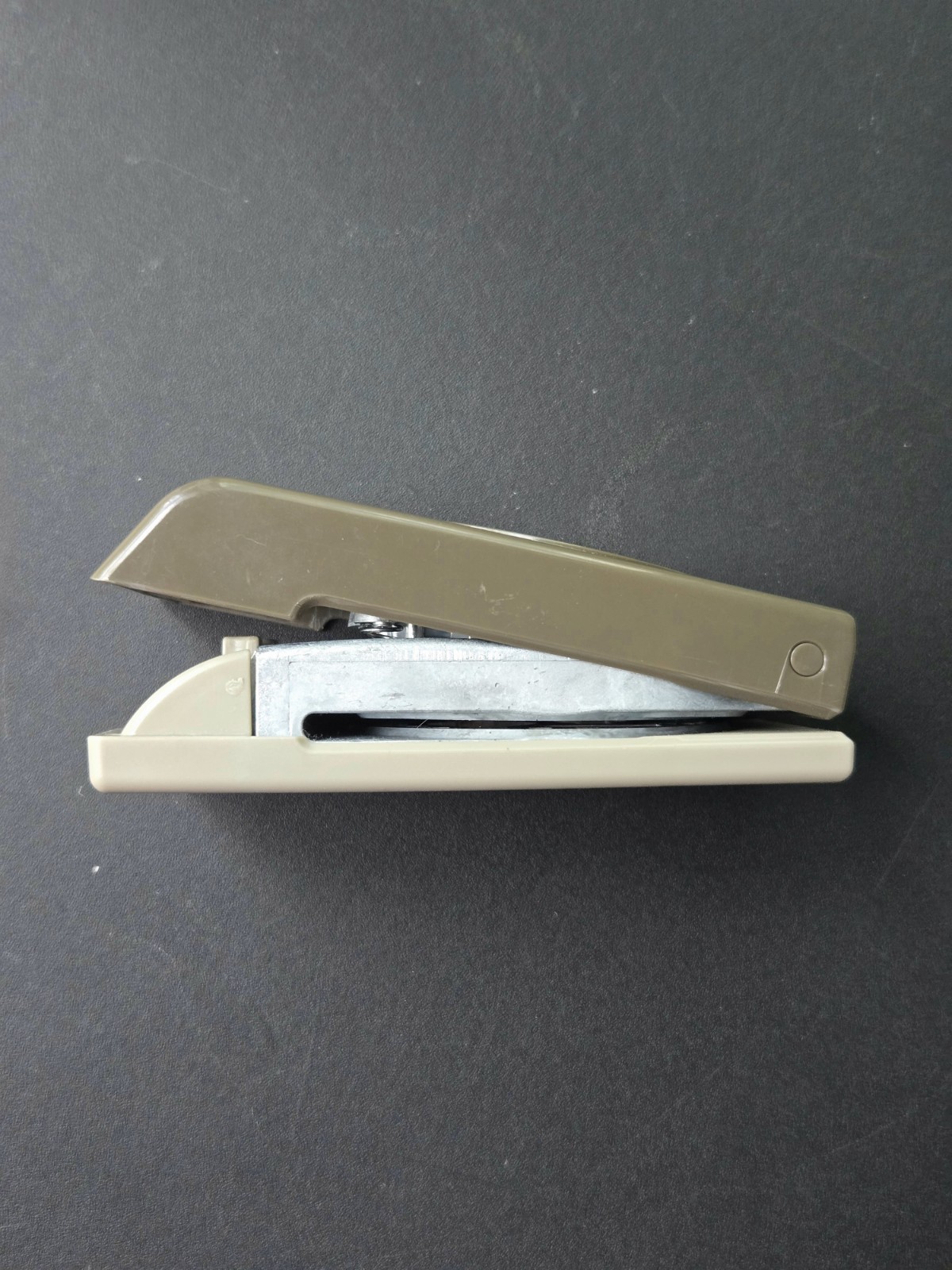 Stampin Up Bow Builder Flat Lock Punch Retired