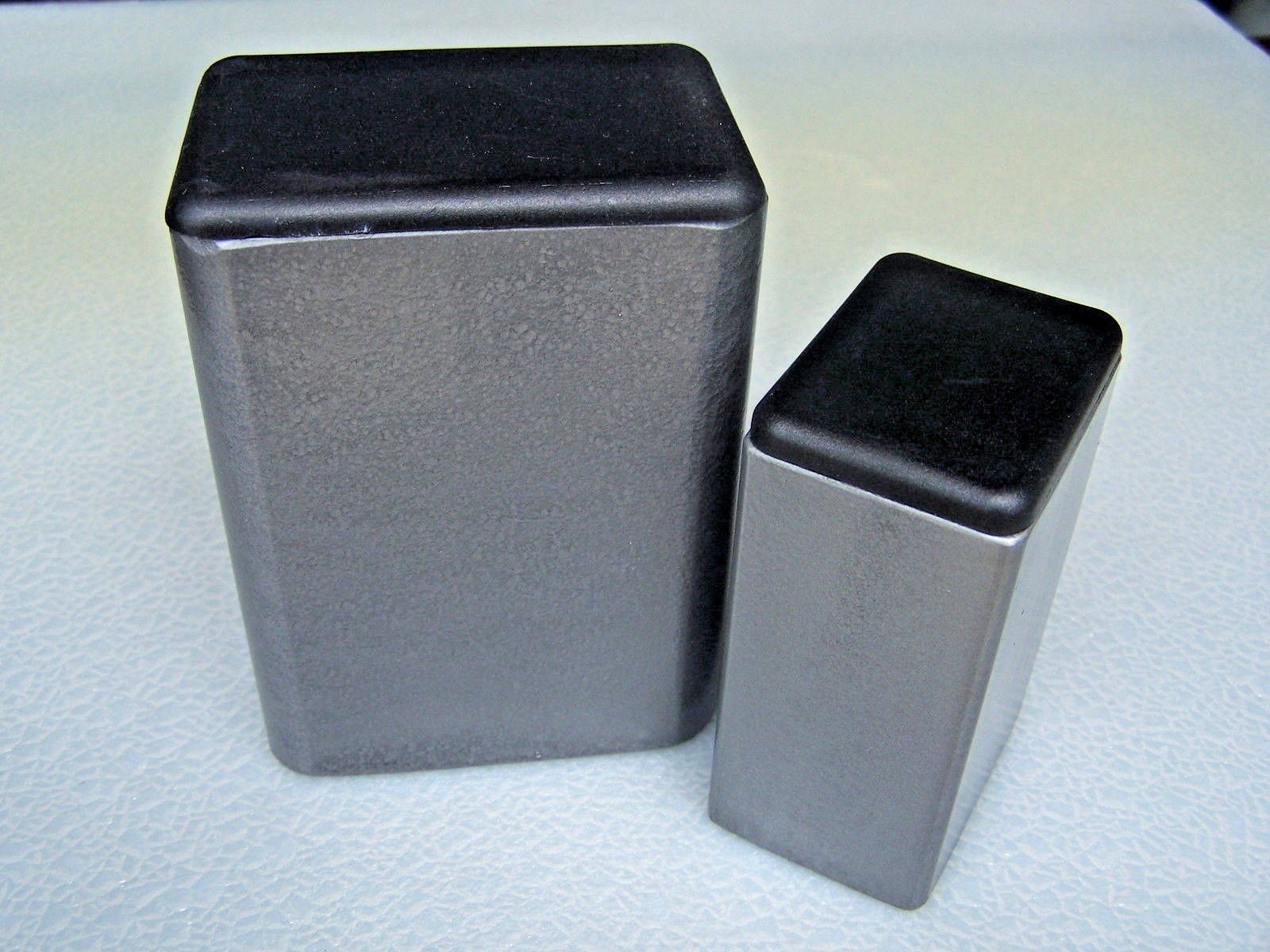 Plastic Insert Caps the end of 3/4" x 1-1/2" Rectangular Tube 14-20 gauge wall
