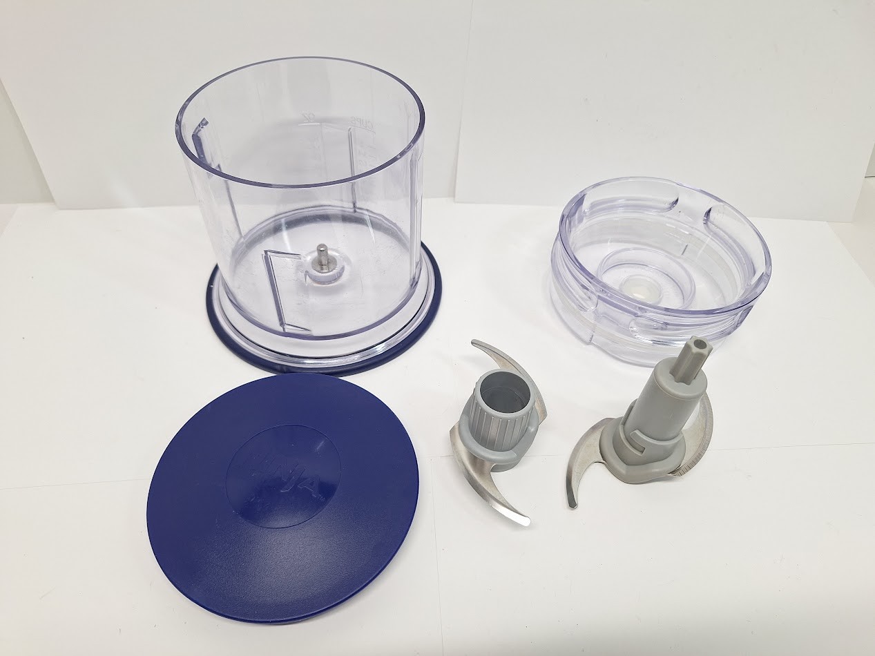 Ninja Master Prep Blender 2 Cup 16 Oz Work Bowl with Lid And Blades QB900