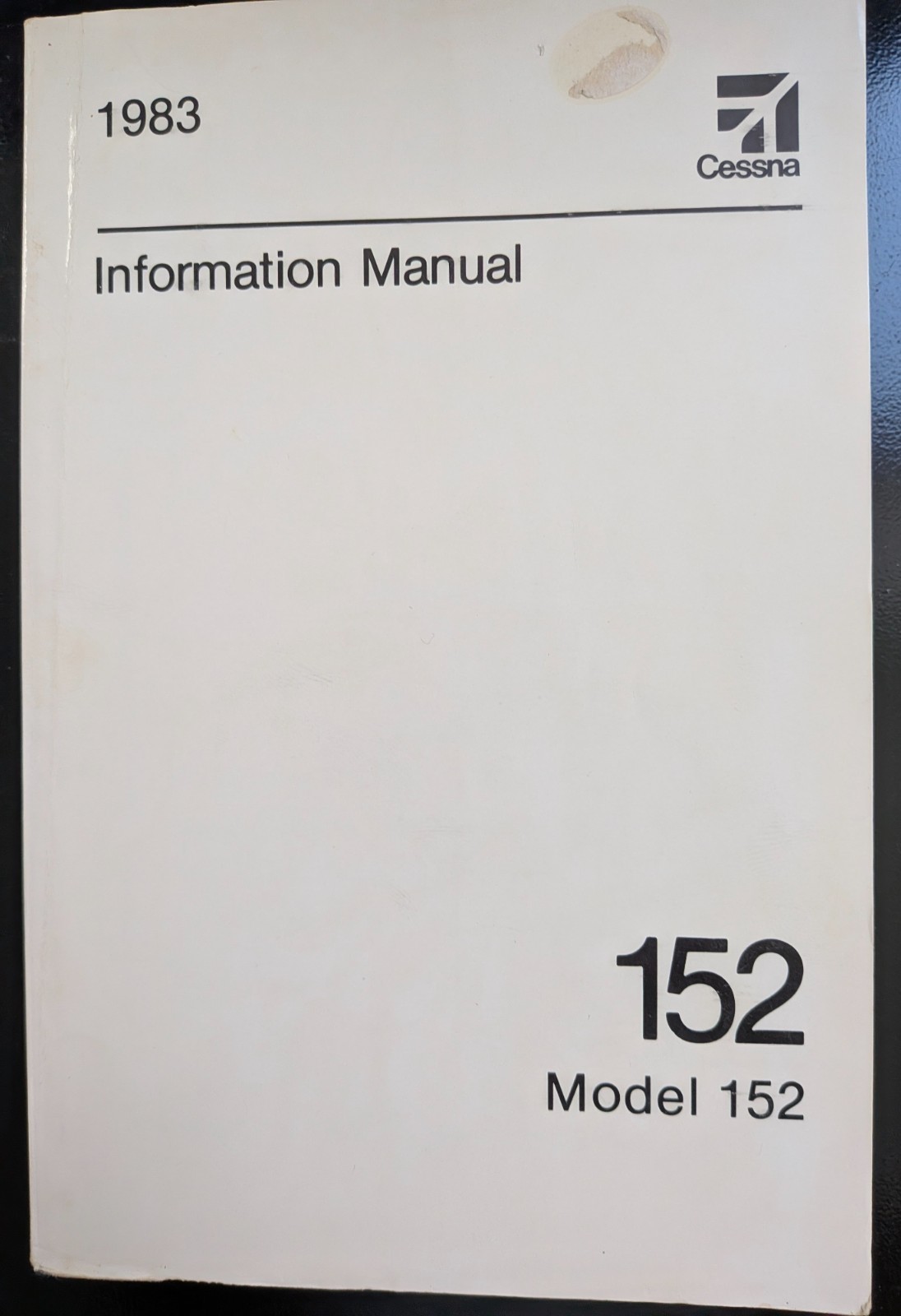 1983 Cessna 152 Pilots Operating Handbook