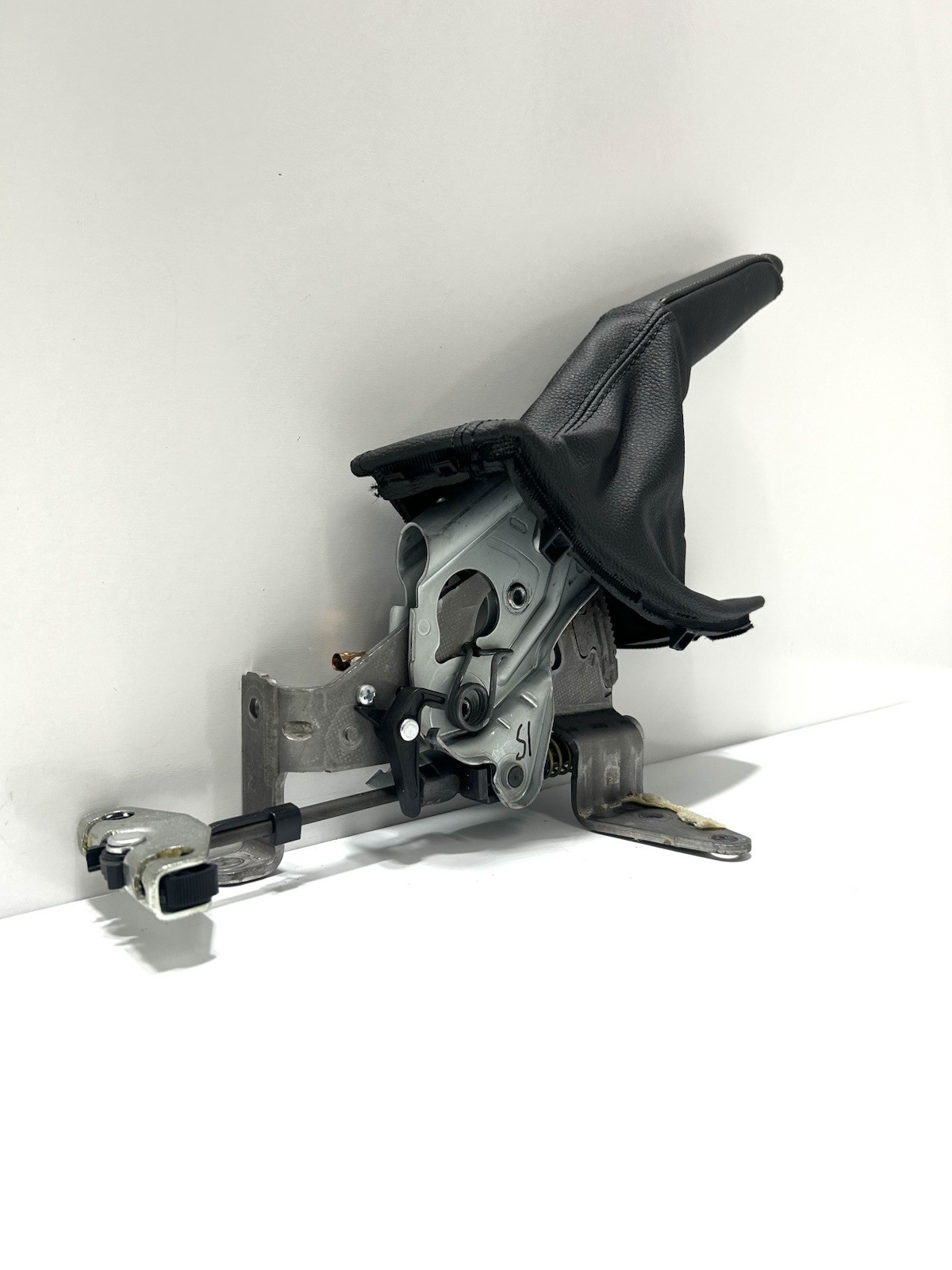 07-13 BMW 328 335 E90 E92 EMERGENCY HAND PARKING BRAKE E-BRAKE LEVER