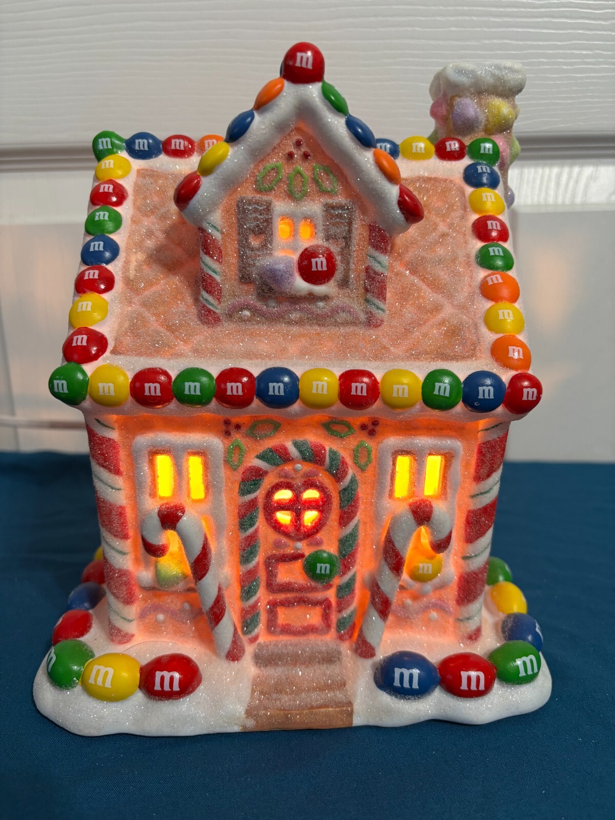 M&M's Candy Gingerbread House Christmas Light Up Kurt S Adler TESTED WORKS!