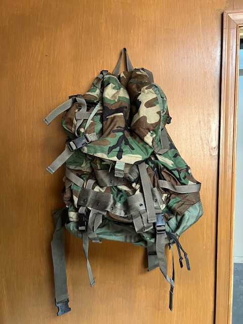 U.S. G.I. CFP-90 Large Field Pack (no assault pack)
