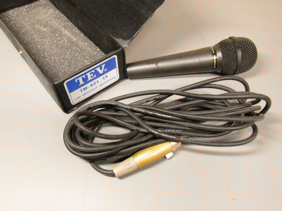TEV TM-621 Low Impedance Microphone w/ Cord and Case vintage great sound NM