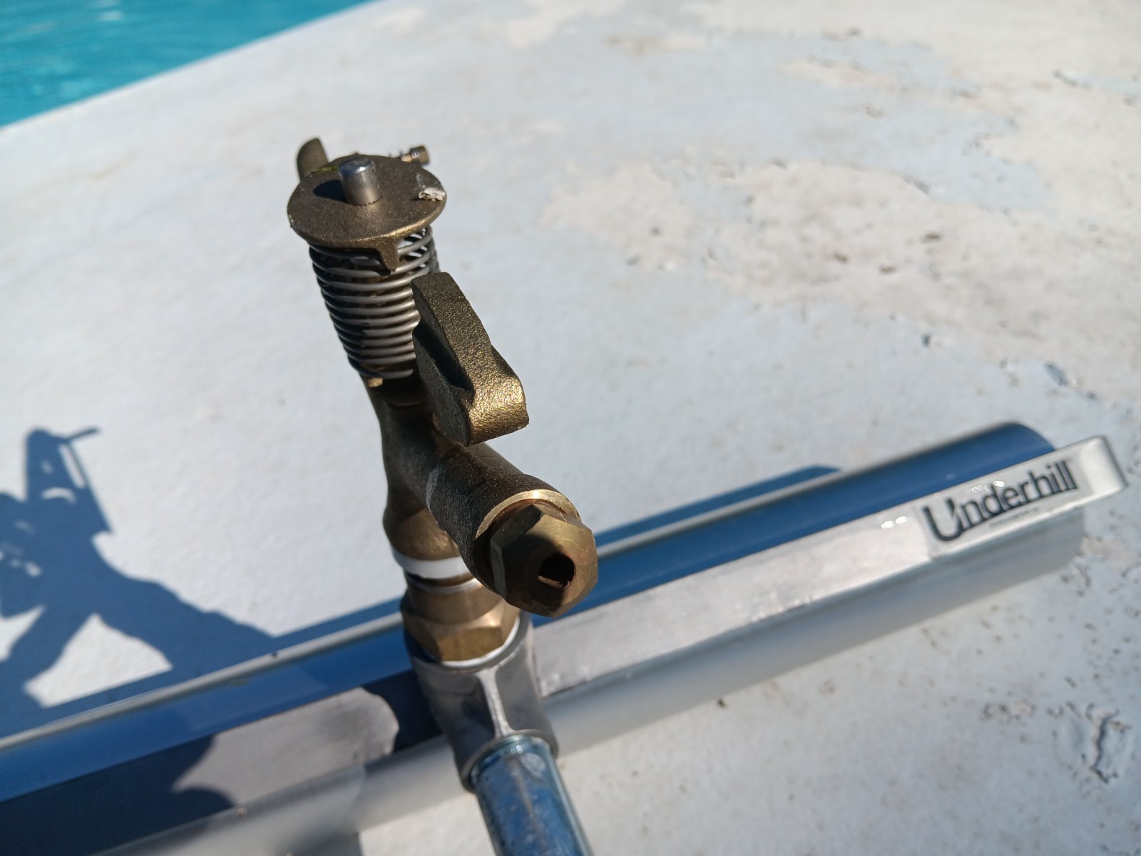 Underhill RollerPro with Sprinkler Head
