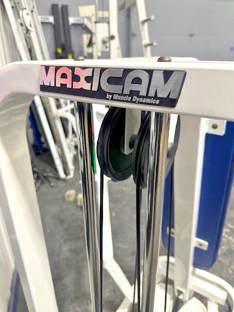 Maxicam | Pec Fly