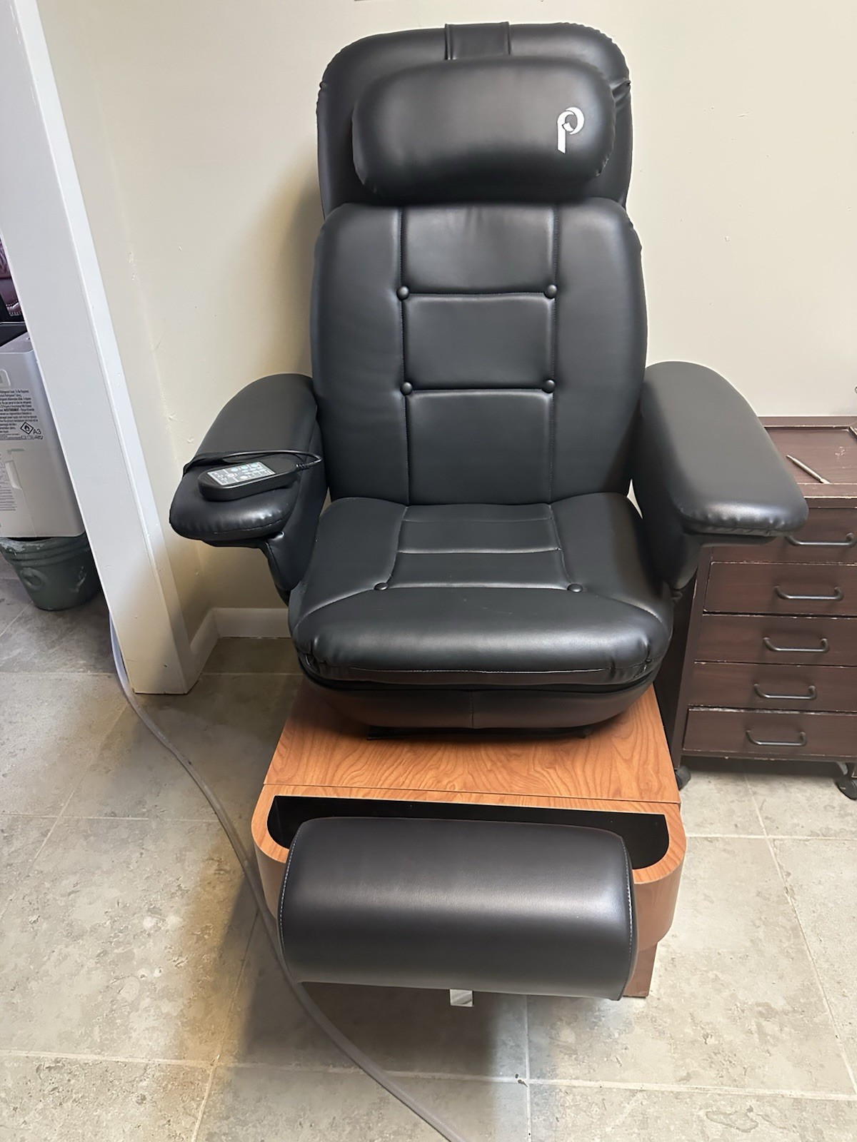 Drainless SPA Pedicure Chair With Footrest & Attached Portable Water Tub