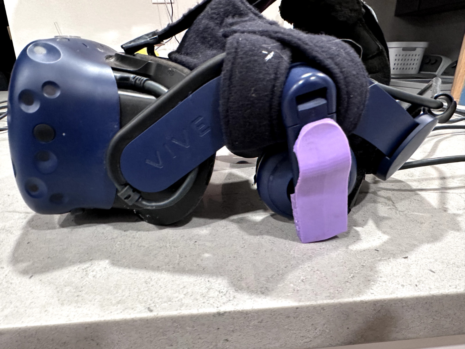 HTC Vive Pro Eye VR HMD, with Link box and cables, Original box