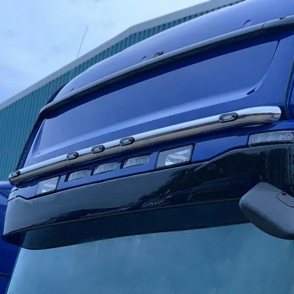 1x Front Upper Spoiler Bar for Trucks Stainless Steel Pipe 214cm Rollbar