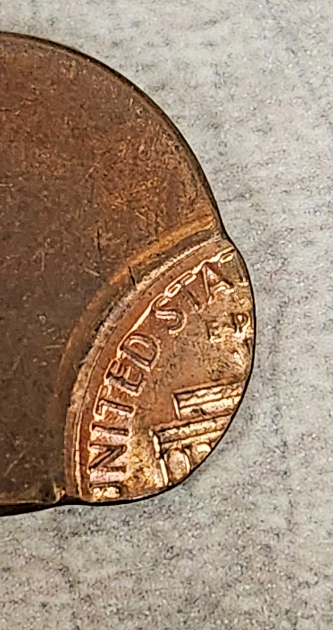 No Date Copper Memorial Cent - %90 Off Center Strike - UNC