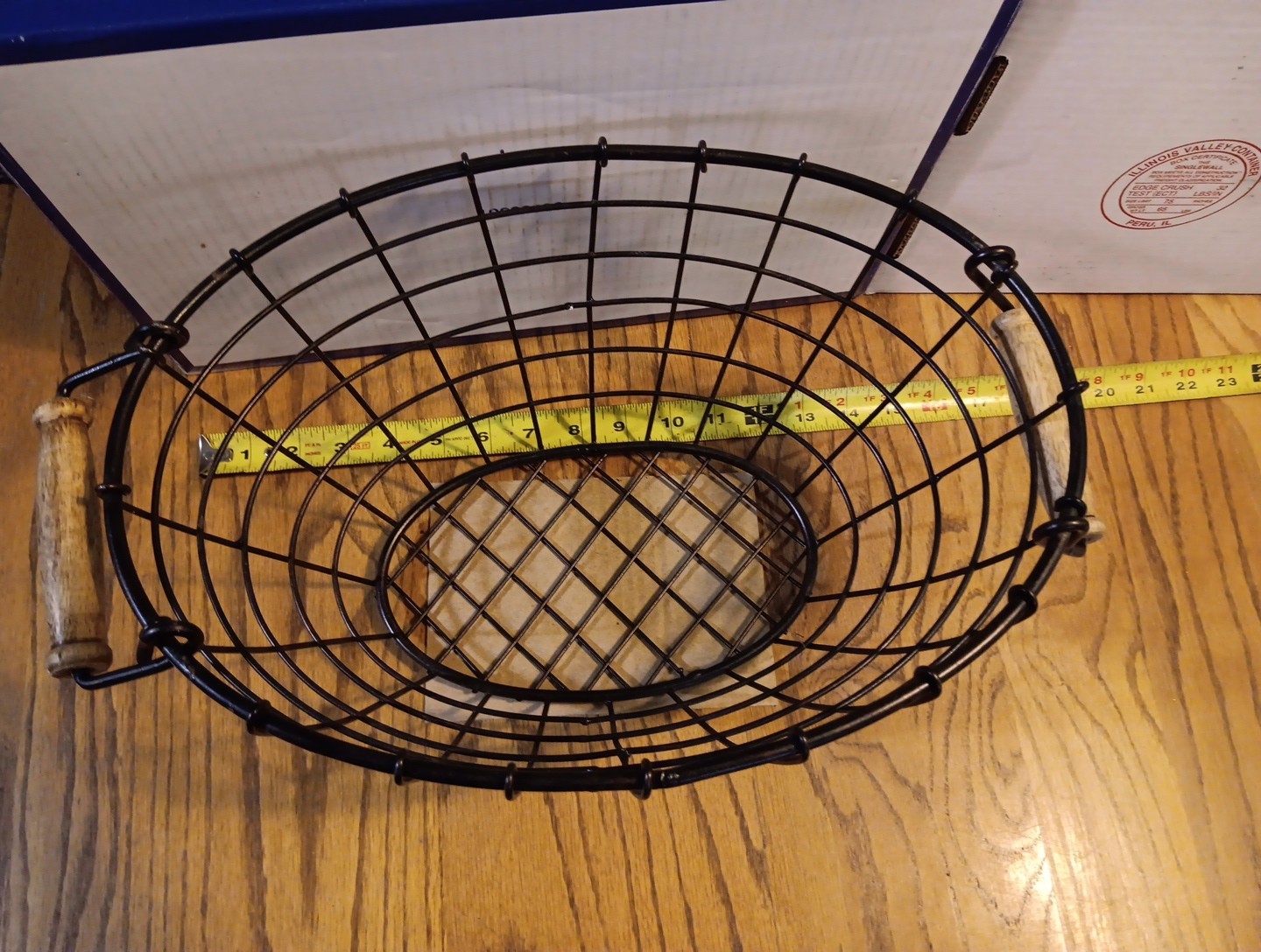 14 In X 10In Wire Basket With Wood Handles