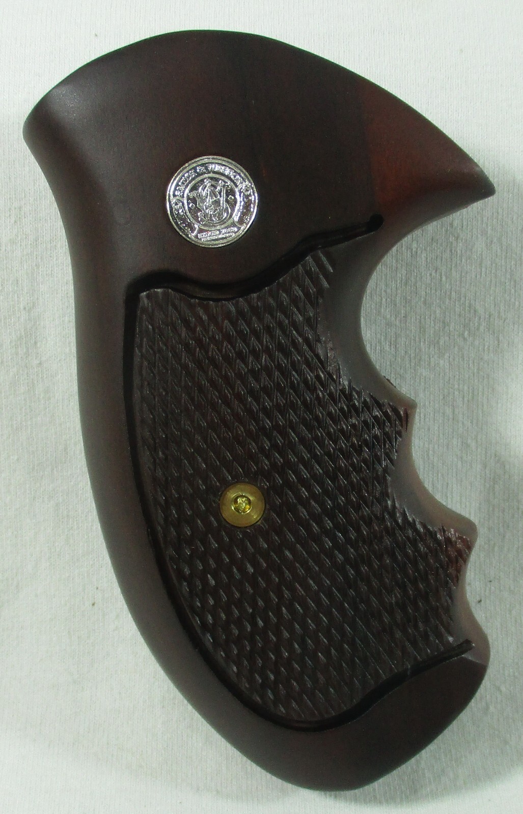 New, wood checkered grips For Smith&Wesson Revolvers, N Frame Round Butt