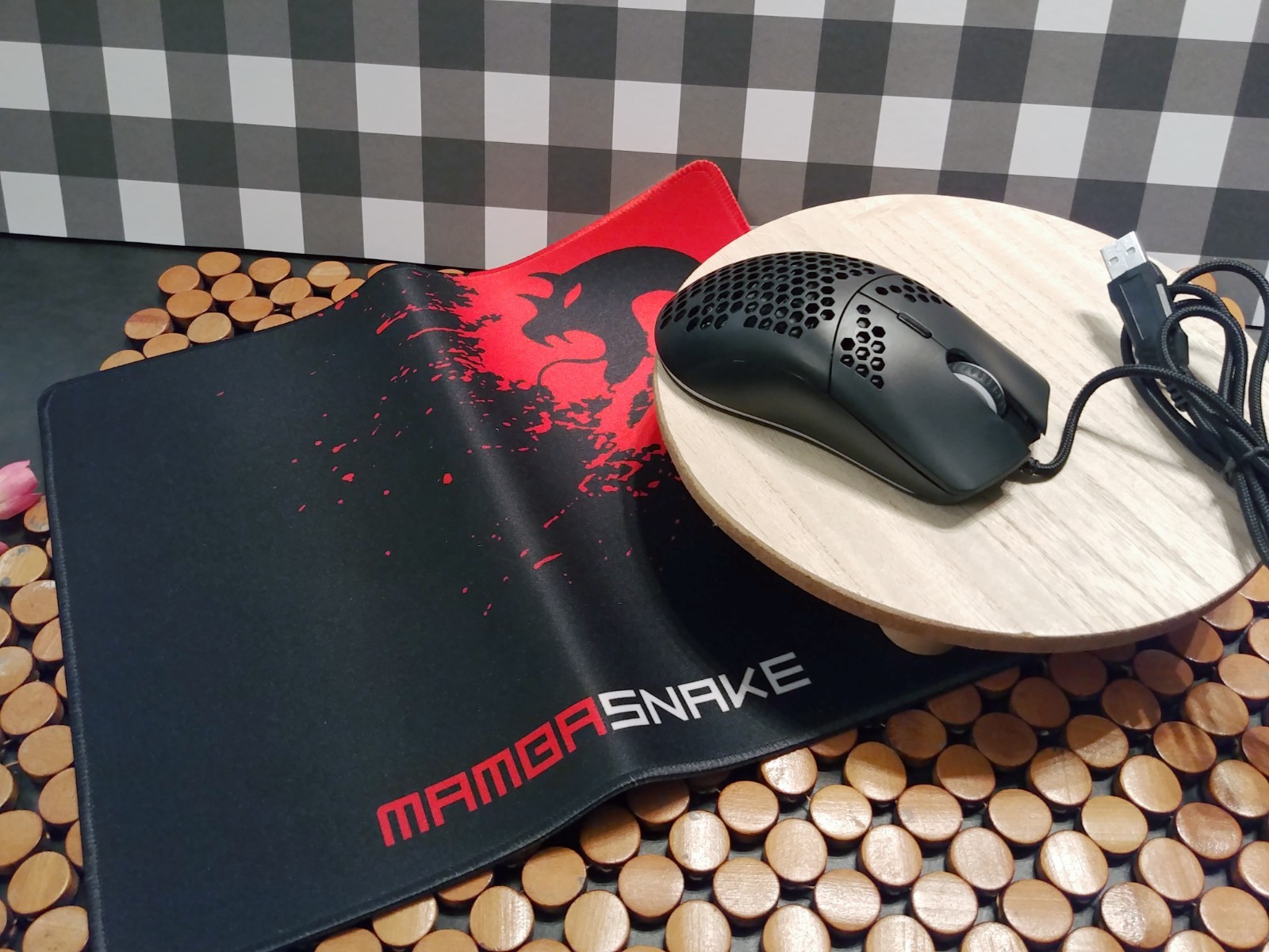 Mamgasnake Honeycomb Gaming Mouse & Mousepad , USB LED ~ New, Open Box 6 Button