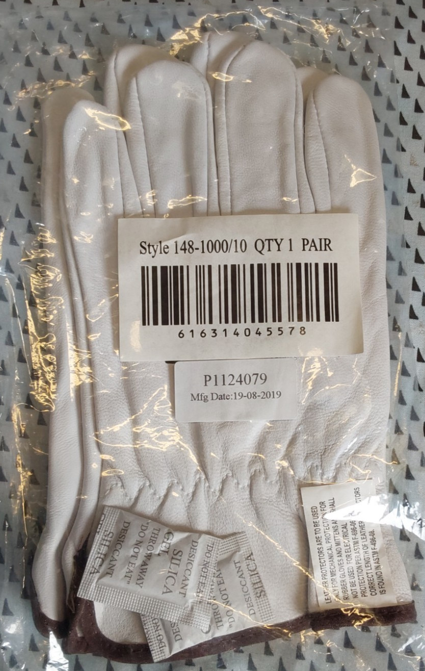 PIP 148-1000/10 Top Grain Goatskin Protector, Size 10