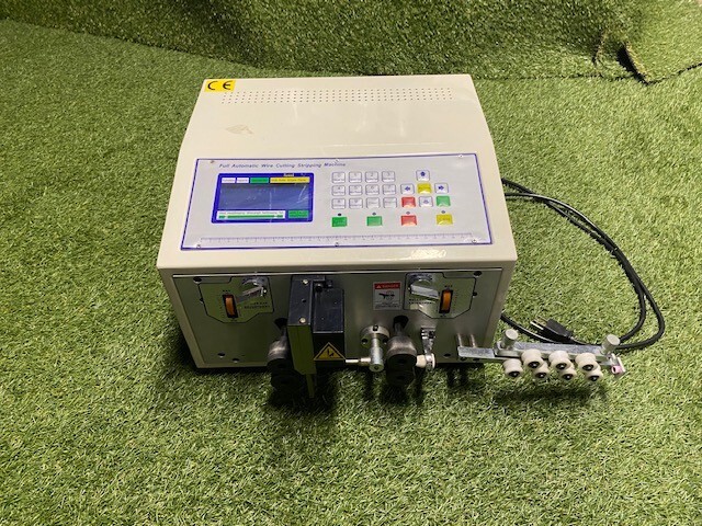 SWT Max2 Full-Automatic Computer Wire Stripping Machine
