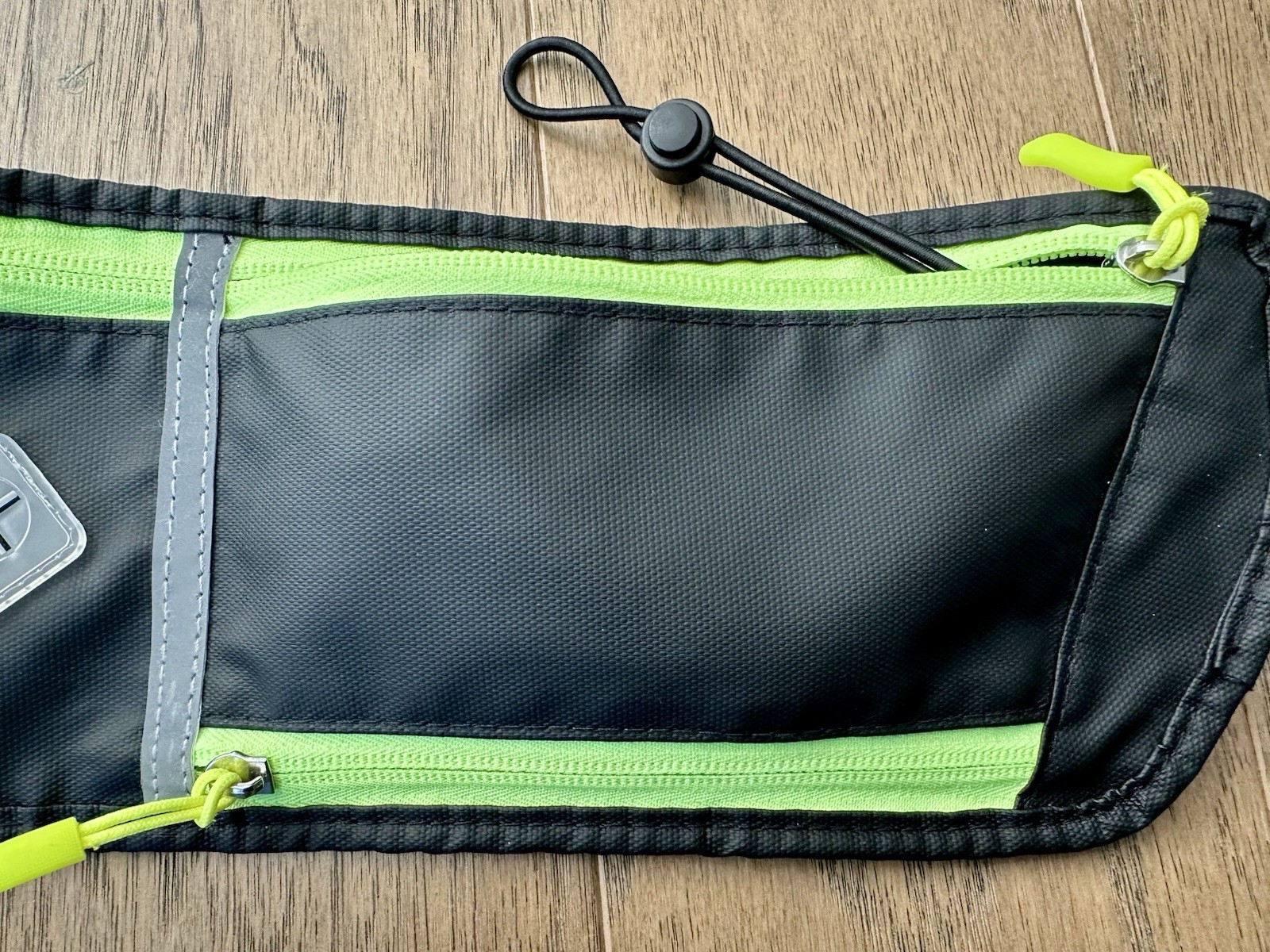 USHAKE Slim Running Belt, Workout Fanny Pack -NEW-
