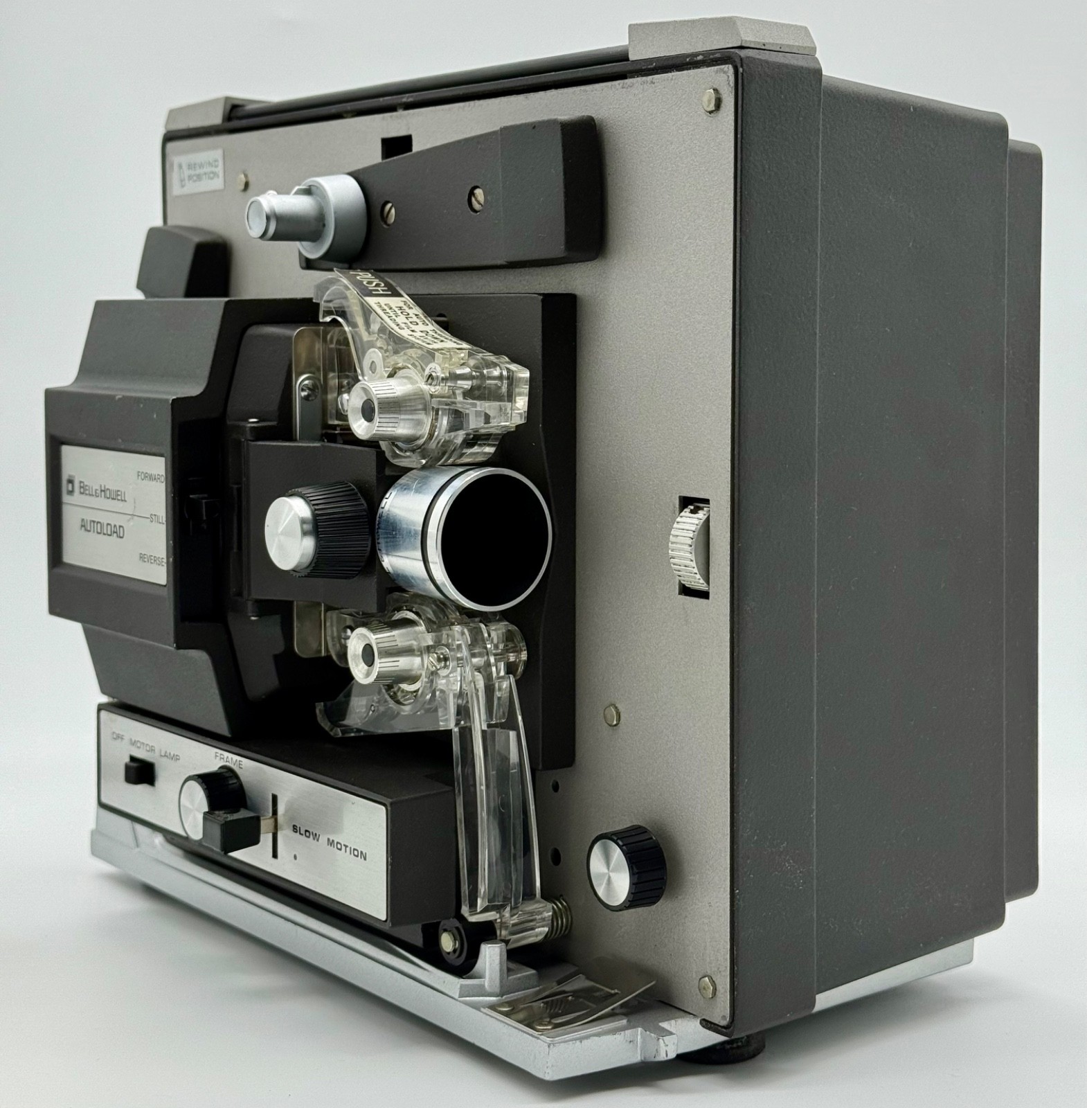 Bell & Howell Autoload 462A 8mm Film Projector **FOR PARTS OR REPAIR**