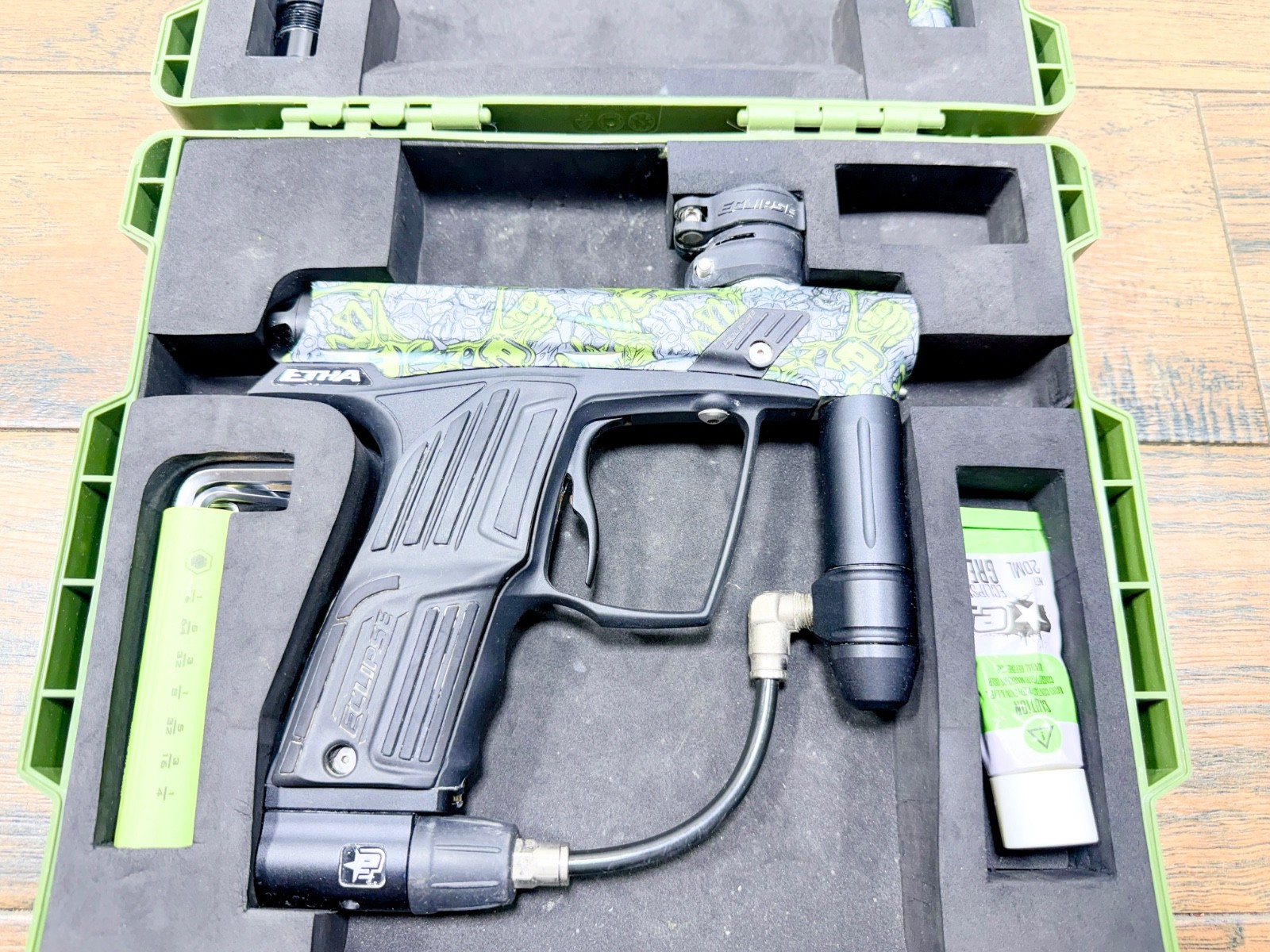Planet Eclipse ETHA 1 Paintball Marker With Original Case Y316