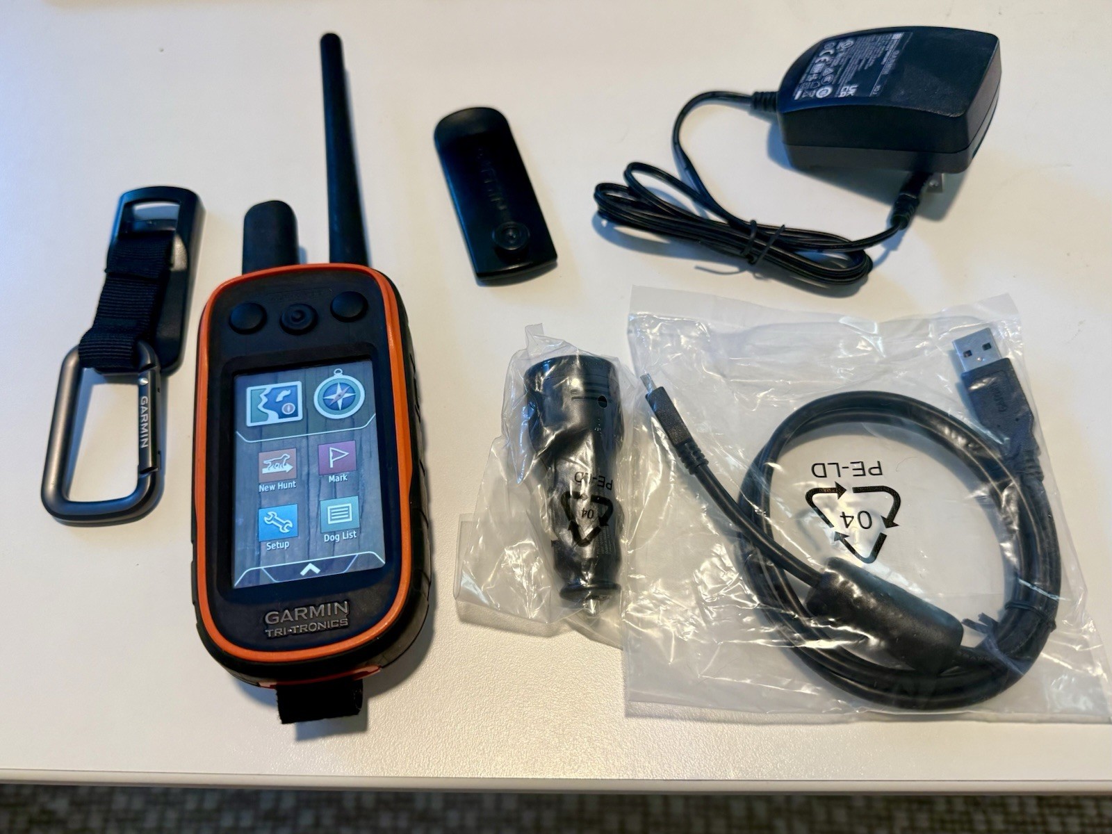 Garmin Alpha 100 Handheld GPS Dog Training and Tracking Device - works great