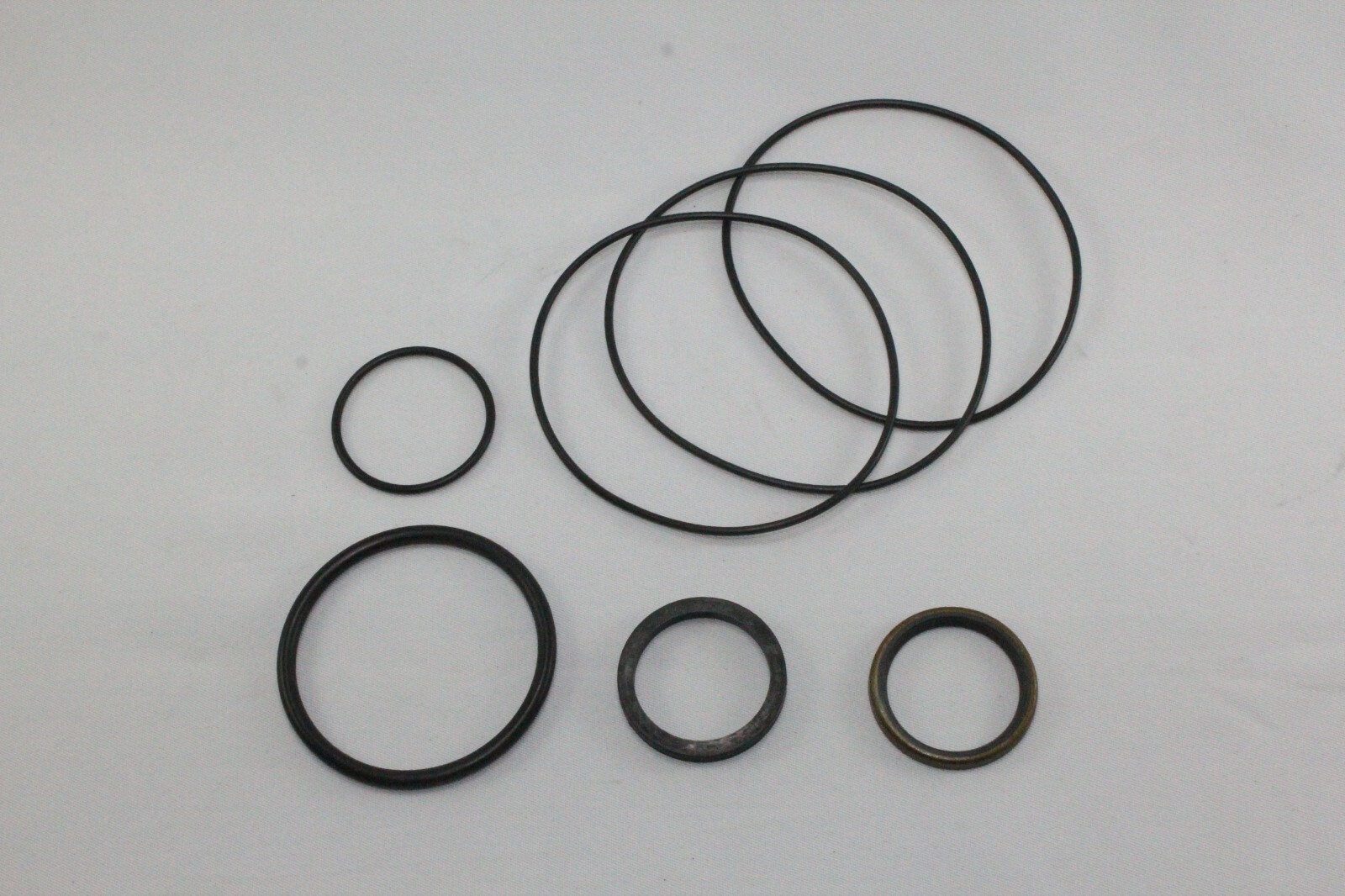 Kubota 3A999-11980 Seal Kit G Roter Cylinder L48 M4700 M4800 M4900 M5400 M5700
