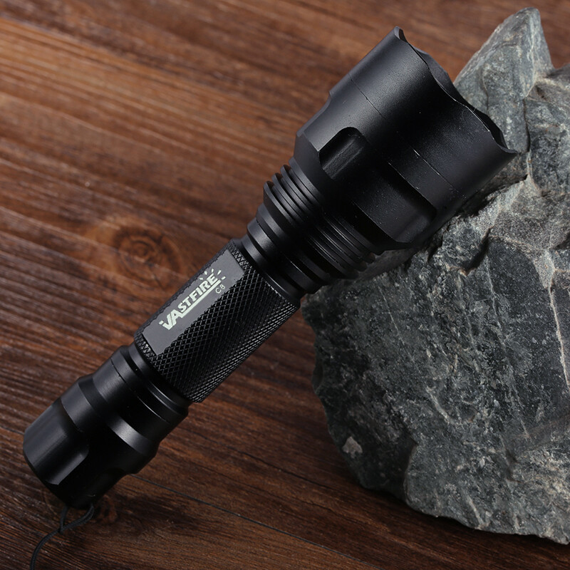 800Yards Hunting Red Light LED Flashlight Torch Scope Mount Coyote Hog Varmint