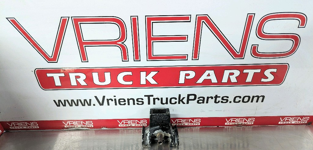 PETERBILT SADDLE-SUSPENSION FRONT CAST ALUMINUM B63-6000, 02-03041, 0