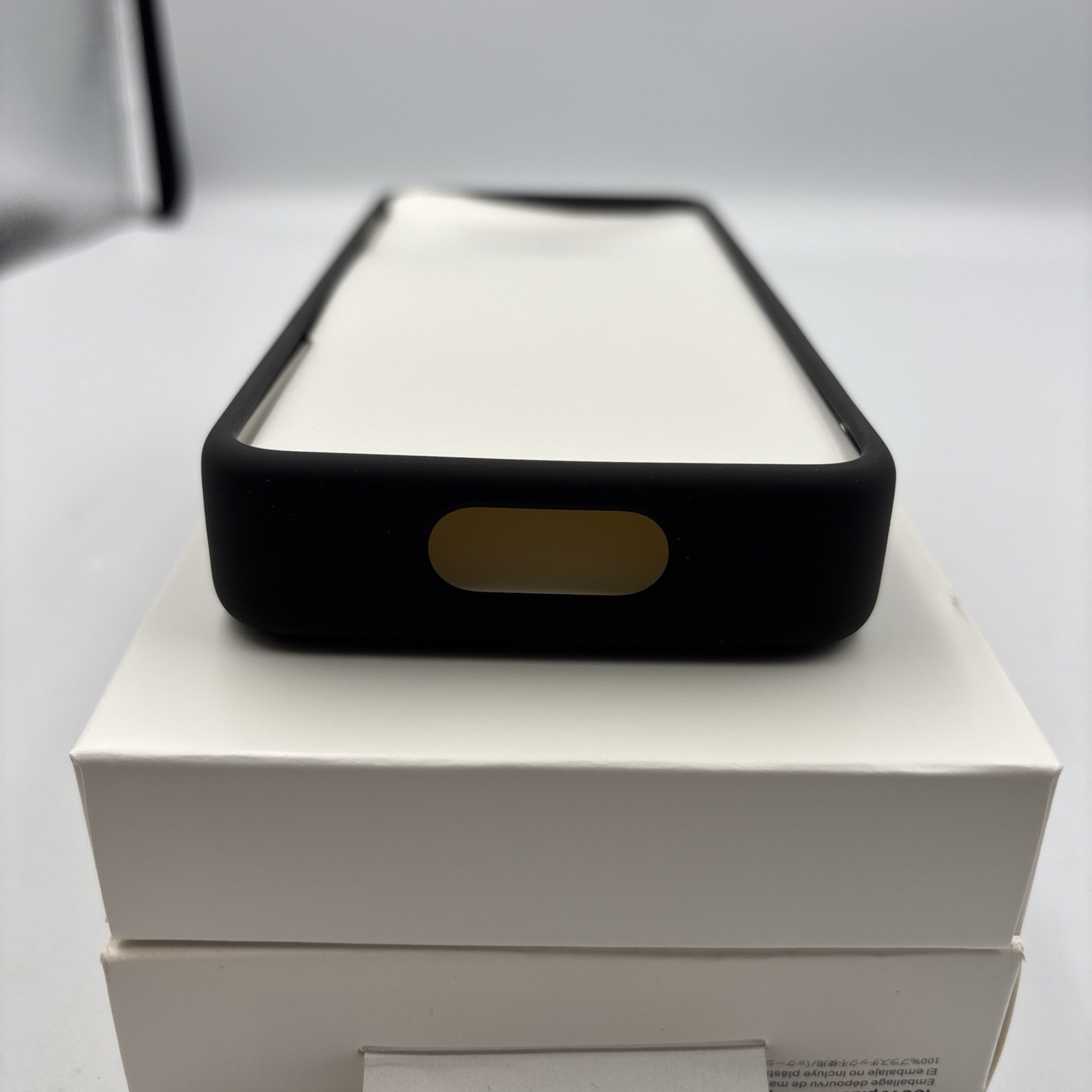 Belkin SheerForce Case for Square Handheld - Black -NEW