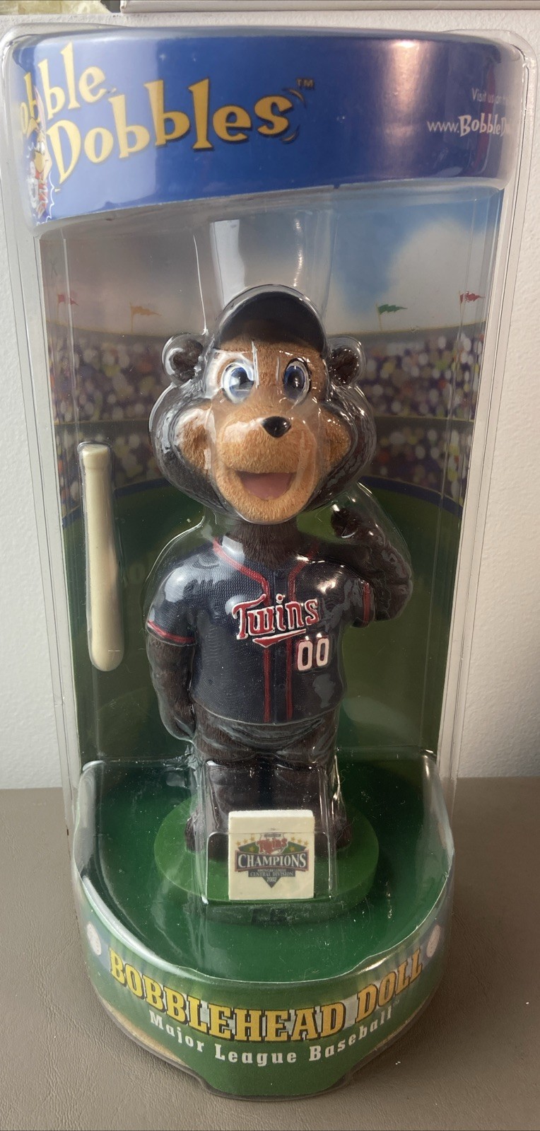 T.C. Bear Mascot Bobblehead Minnesota Twins Bobble Dobbles (New) MLB (2003)