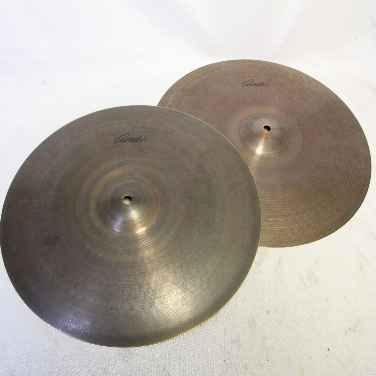ZILDJIAN AVEDIS 16-inch 1216/1600g Zildjian Avedis Hi-Hat Cymbal