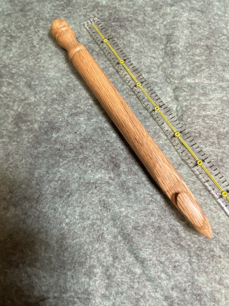 Hand carved Beautiful OAK WOOD Large YARN  CROCHET HOOK  size Q