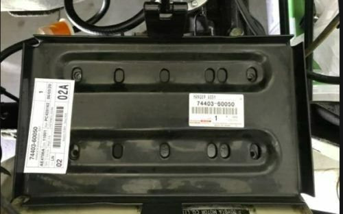 Toyota Land Cruiser Battery Carrier hunger BJ40 BJ42 FJ40 74403-60050 Genuine