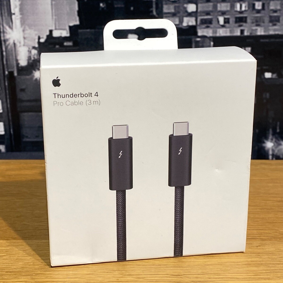 Apple Thunderbolt 4 Pro Cable 3m USB-C MacBook iPad iMac iPhone 100% Original