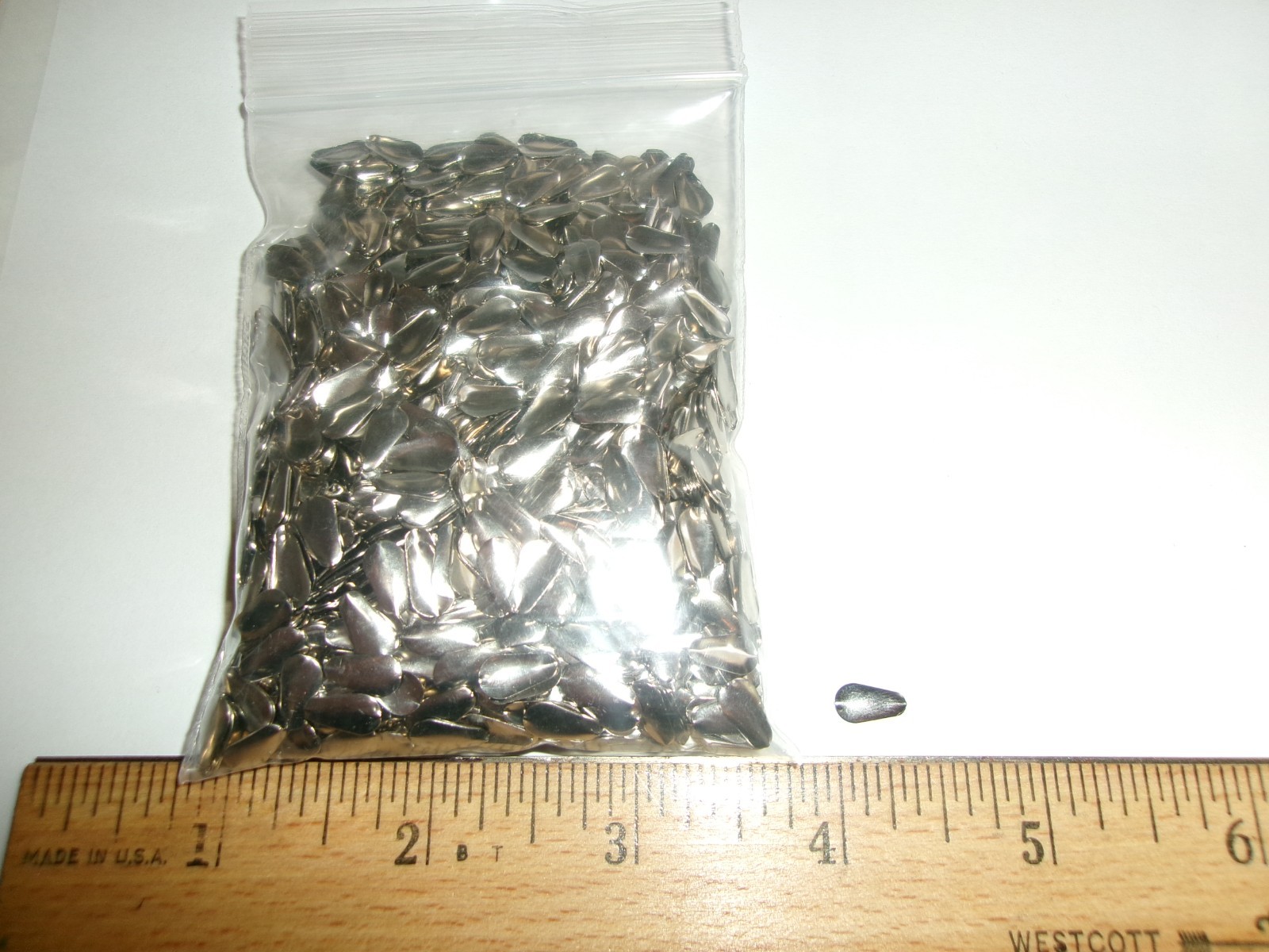 *READ* Unknown Quantity ~3/8" Nickel Teardrop Ice Jig Blades Lure